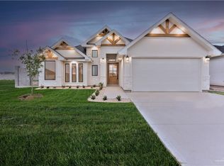 1000 N Brushfield Ave, Edinburg, TX 78541