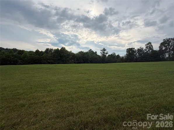 6 Parker Padgett Rd, Old Fort, NC 28762