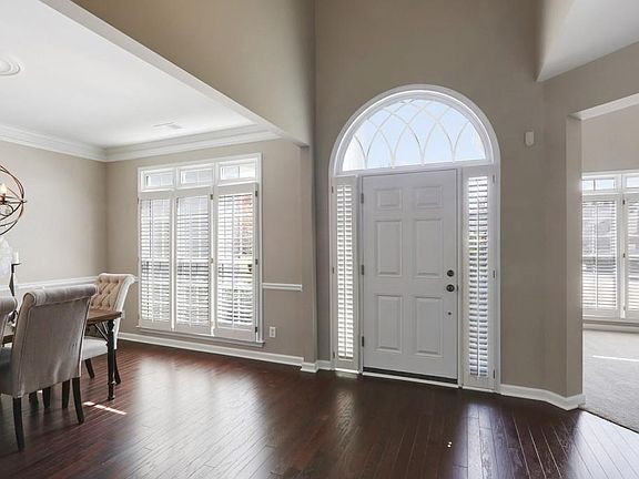 2nd image of 4653 Dandelion Cir NE