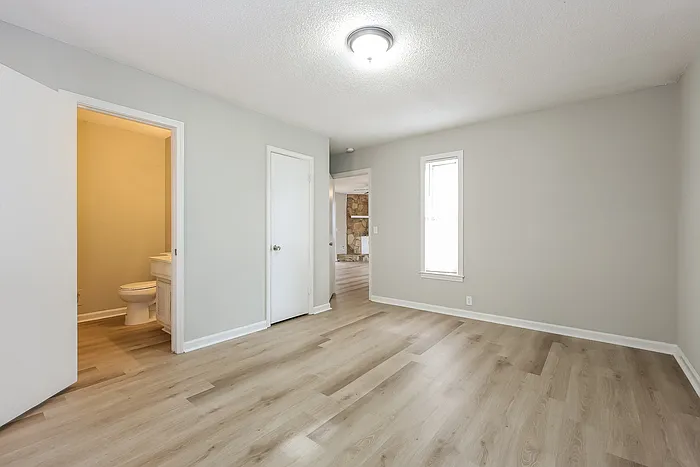 421 Sellwood Cir — Photo 5