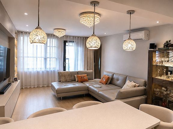 2nd image of 3423 Guider Ave #3