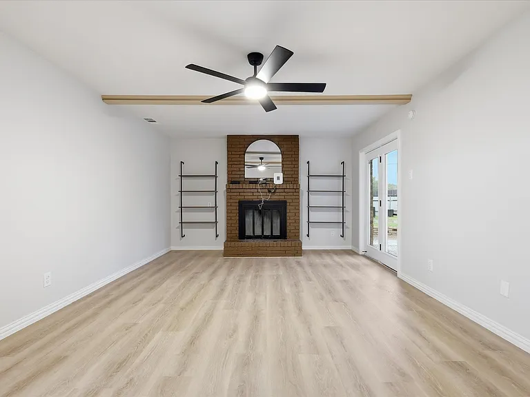 5719 Enchanted Ln — Photo 2