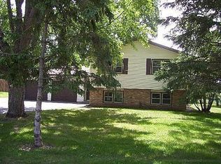 1510 W River St, Monticello, MN 55362