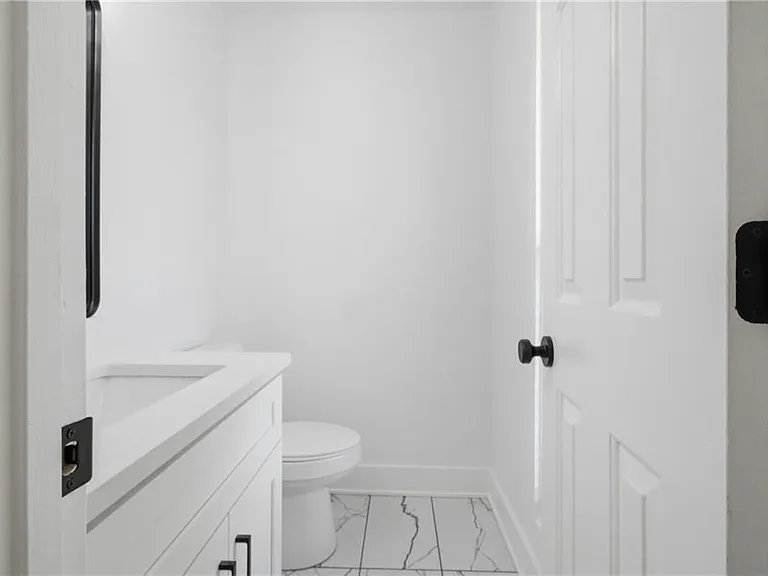 230 Pinebridge Ct — Photo 17