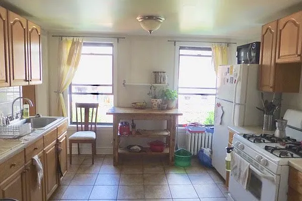 Rented by Brooklyn Bridge | media 15