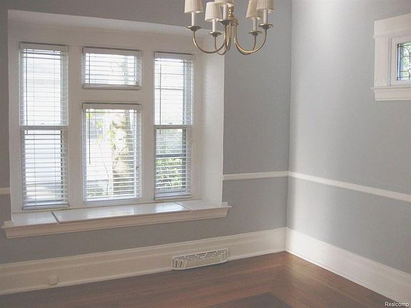 3rd image of 287 Oakland Ave