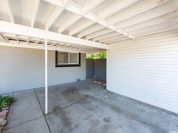 4th image of 10211 S Phlox St