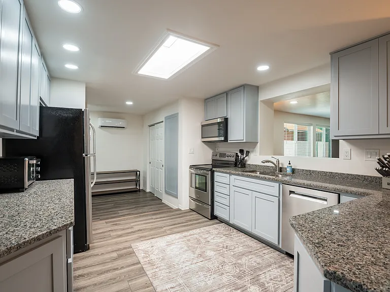 3408 La Veta Dr NE — Photo 10