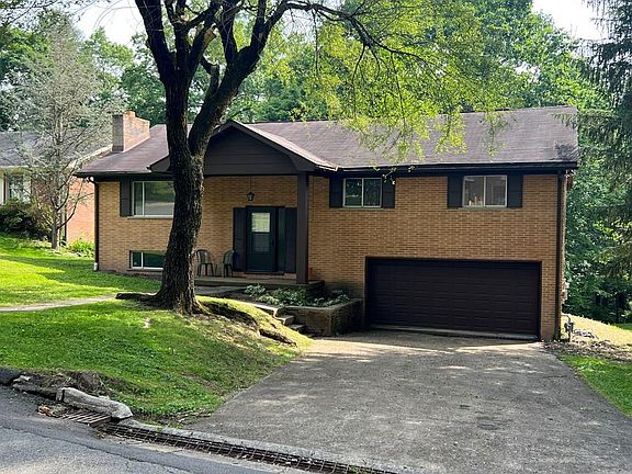 3rd image of 113 McTaggart Dr