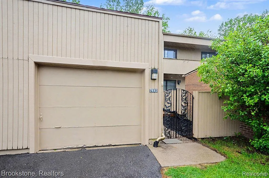 Building Photo - 7440 Azalea Ct