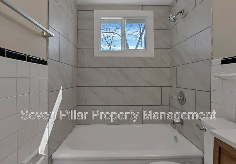 406 Beechtree Rd — Photo 12