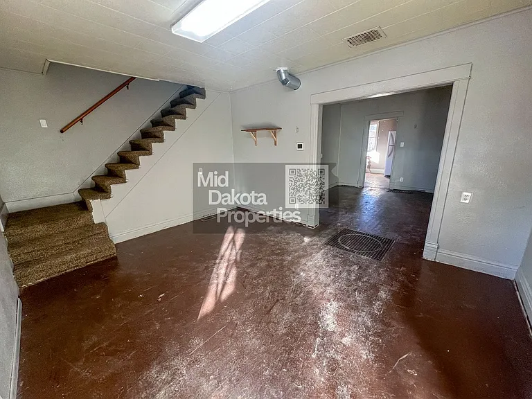 508 W 2nd Ave — Photo 3