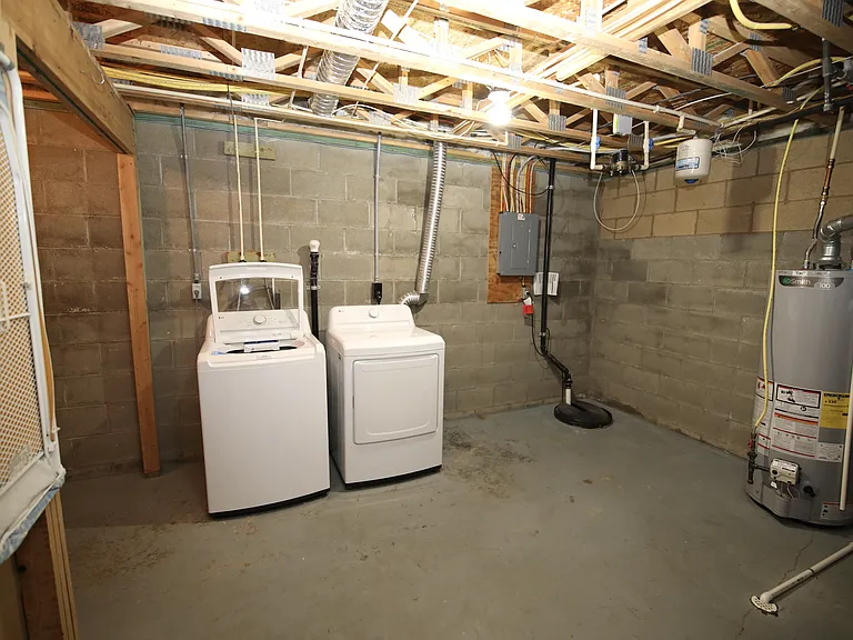 washer and dryer included