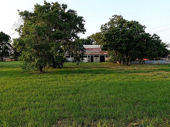 5th image of 36296 Old Highway 290