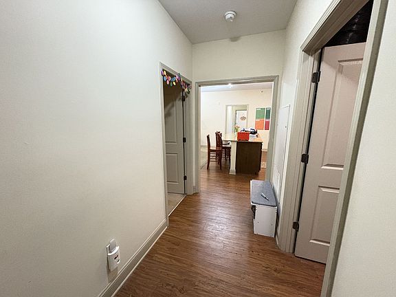 4th image of 203 Kelly Rd APT 734