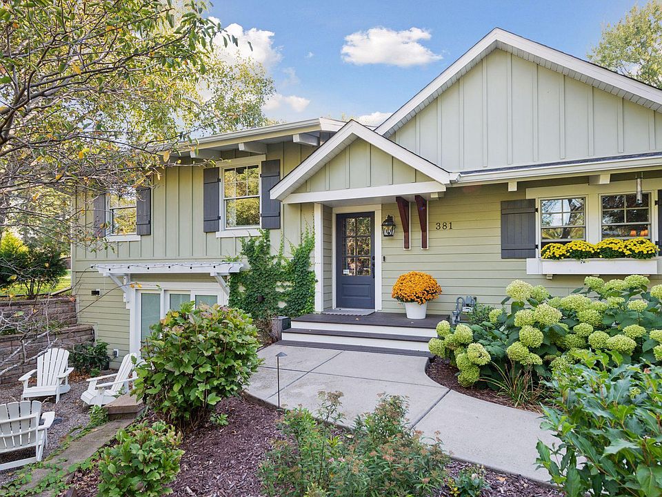 1st image of 381 Margaret Cir