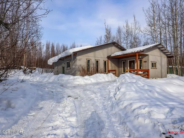 1173 N Big B Dr, Wasilla, AK 99623