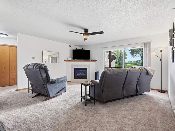 5th image of 4702 Chadwick Rd Unit 6