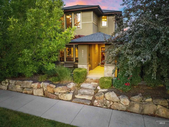 3652 E Warm Springs Ave, Boise, ID 83716