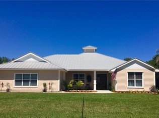 1169 NE Bayside Pl, Jensen Beach, FL 34957