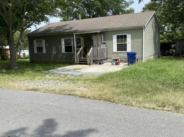 1301 Birch St, Benton, KY 42025