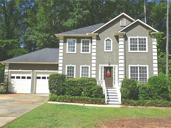 3rd image of 315 Briar Creek Cir