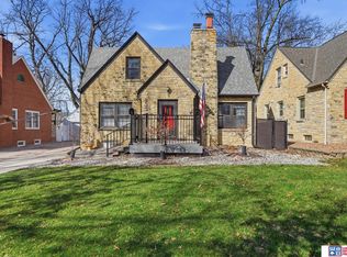 833 Elmwood Ave, Lincoln, NE 68510