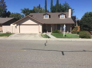 44 Obsidian Dr, Oakdale, CA 95361