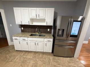 925 S 20th St #1, Newark, NJ 07108