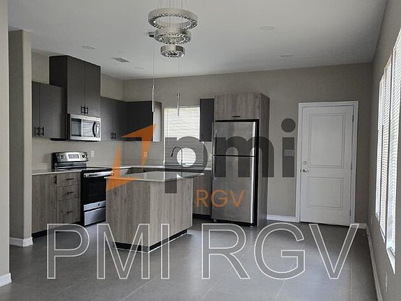4th image of 5809 Puffin Ave #1