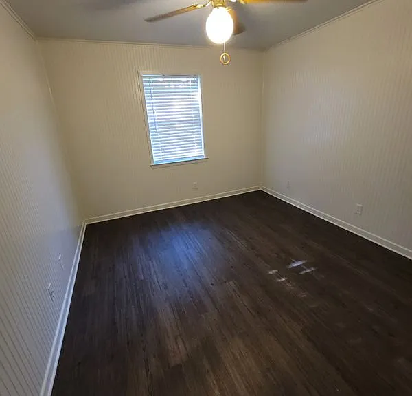4207 Woodcrest Dr — Photo 12