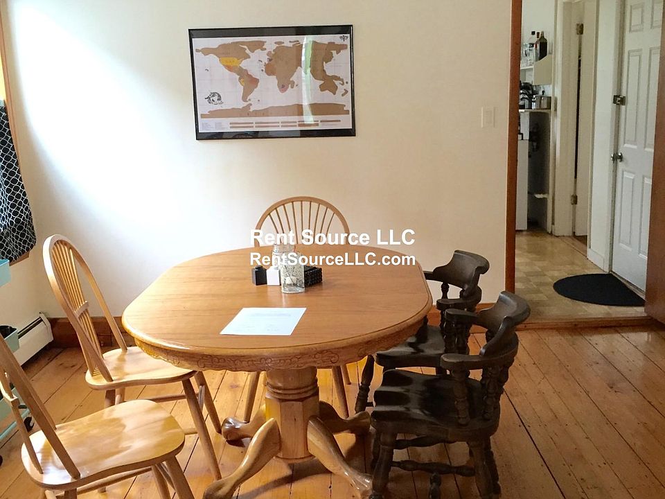 2nd image of 163 Charles St #3