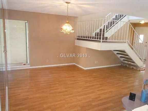 2nd image of 3390 Southridge Ave