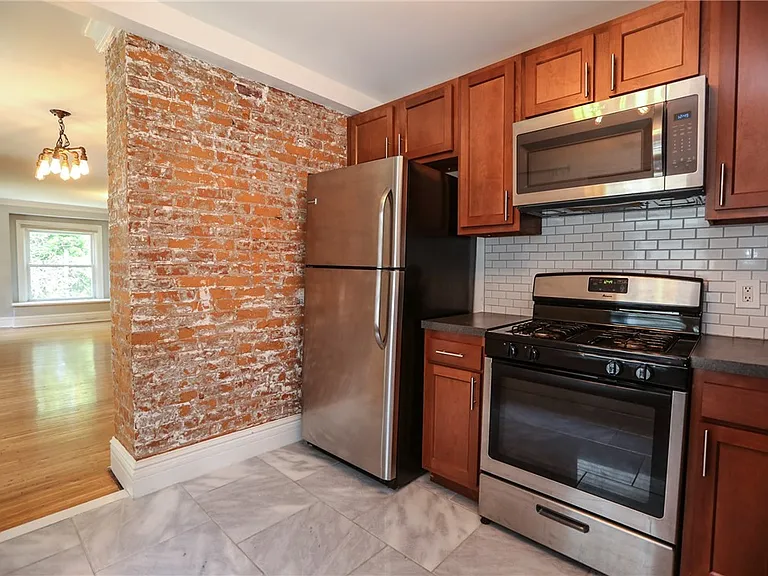 29 Birch Cres #UP — Photo 15