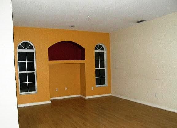 5th image of 1329 Marjorie Ln