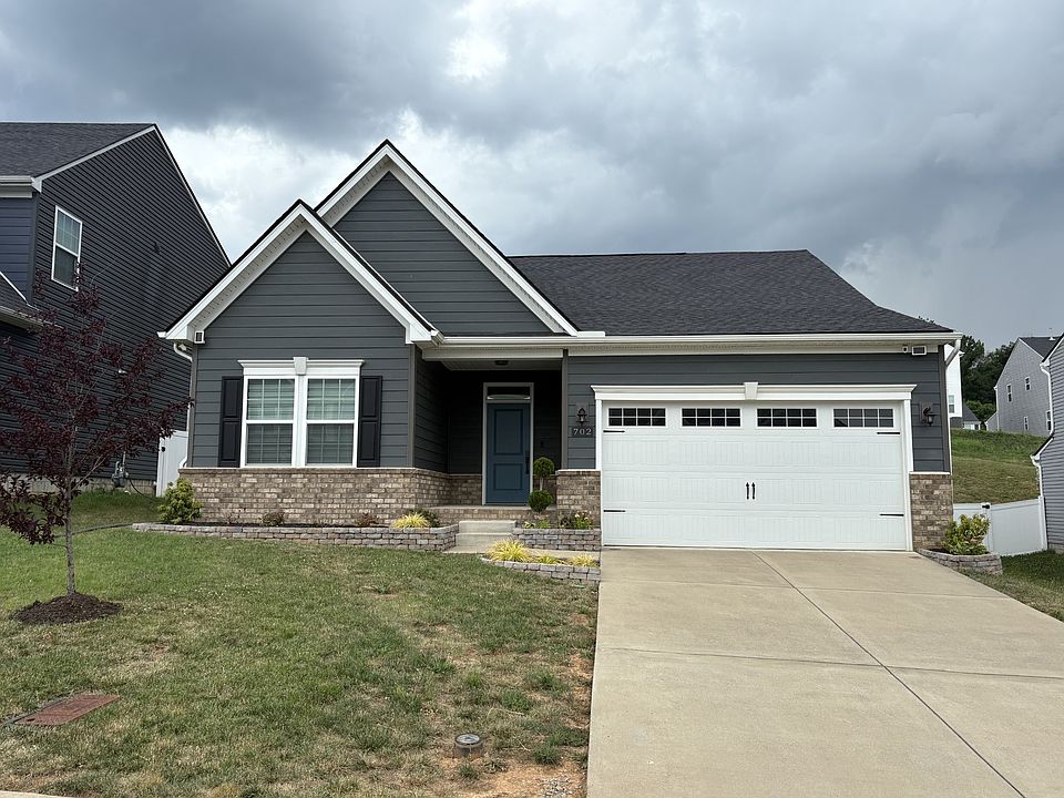 1st image of 702 Eagle Rock Pl