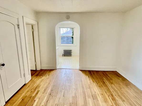 1437 Clayton St APT 5, Denver, CO 80206