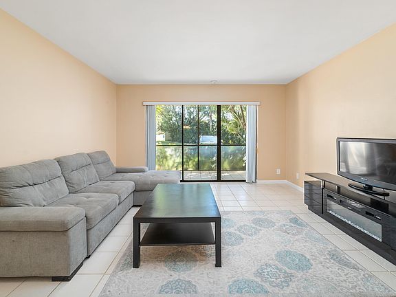 2nd image of 712 Sunny Pine Way #A1