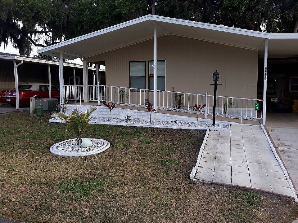 1st image of 2299 Lakeside Dr #20