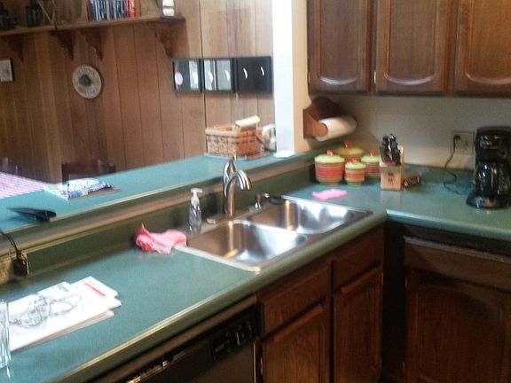 Kitchen has dishwasher