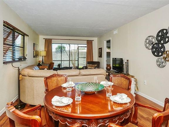 5th image of 7281 Cloister Dr #122