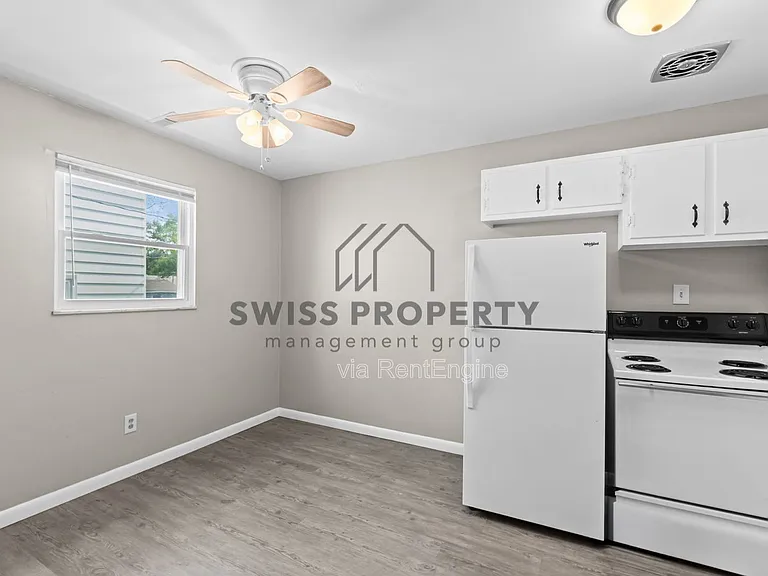 1549 Oakland Park Ave — Photo 16