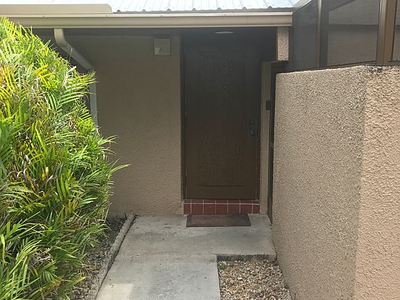 3rd image of 15915 SW 90th Ct #D