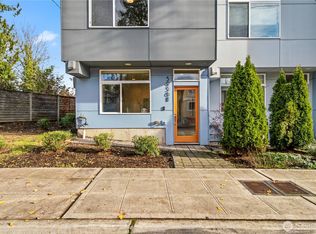 5936 S 36th Avenue #A, Seattle, WA 98118