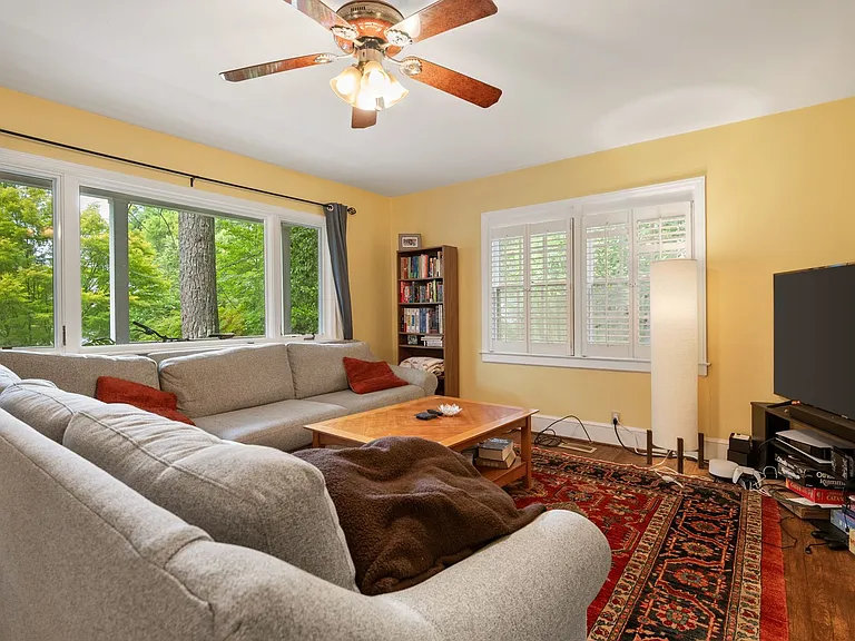 3002 Medlin Dr — Photo 22