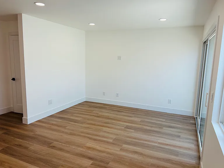 6281 Balmoral Dr #2 — Photo 11