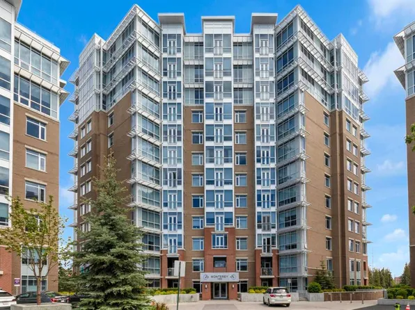 32 S Varsity Estates Cir NW #507, Calgary, AB T3A 2Y1