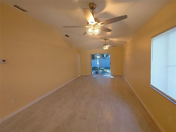 2nd image of 403 Abigail Rd
