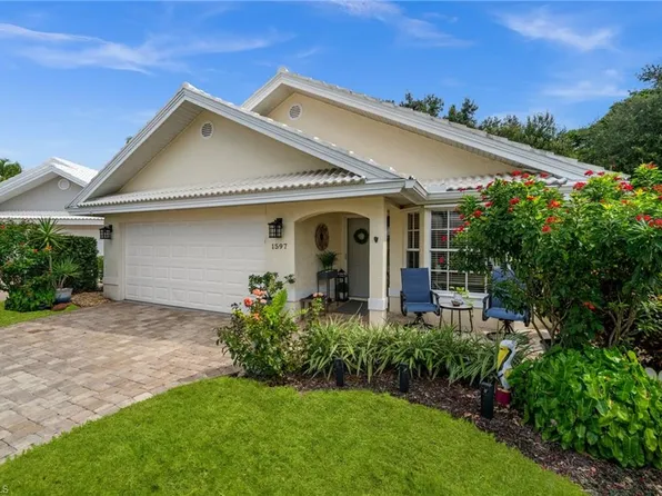 1597 Weybridge CIR #13, NAPLES, FL 34110
