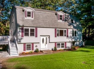 15 Memory Ln, Billerica, MA 01821